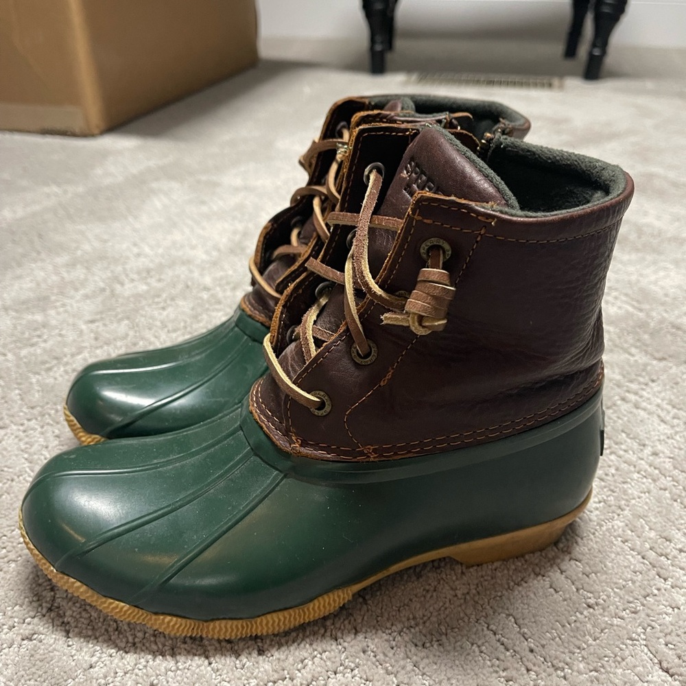 Sperry Duck Boots size 6